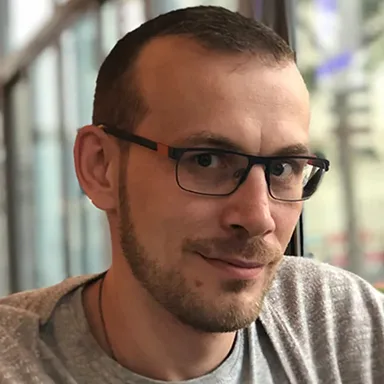 Юрий Медведев