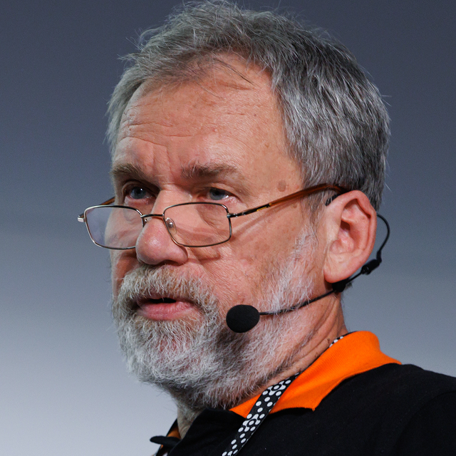 Алексей Костарев